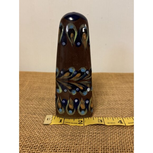 Hand-Painted Ceramic Salt & Pepper Shaker Set 4" & 2" - Picture 5 of 8